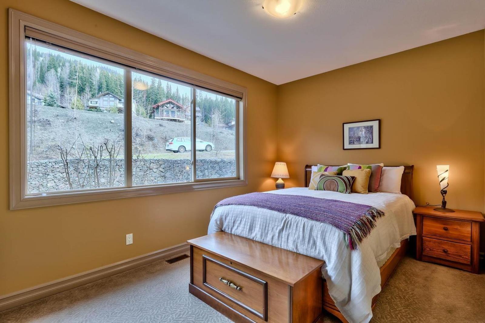Soleil Chalet By Bear Country Sun Peaks Pokoj fotografie