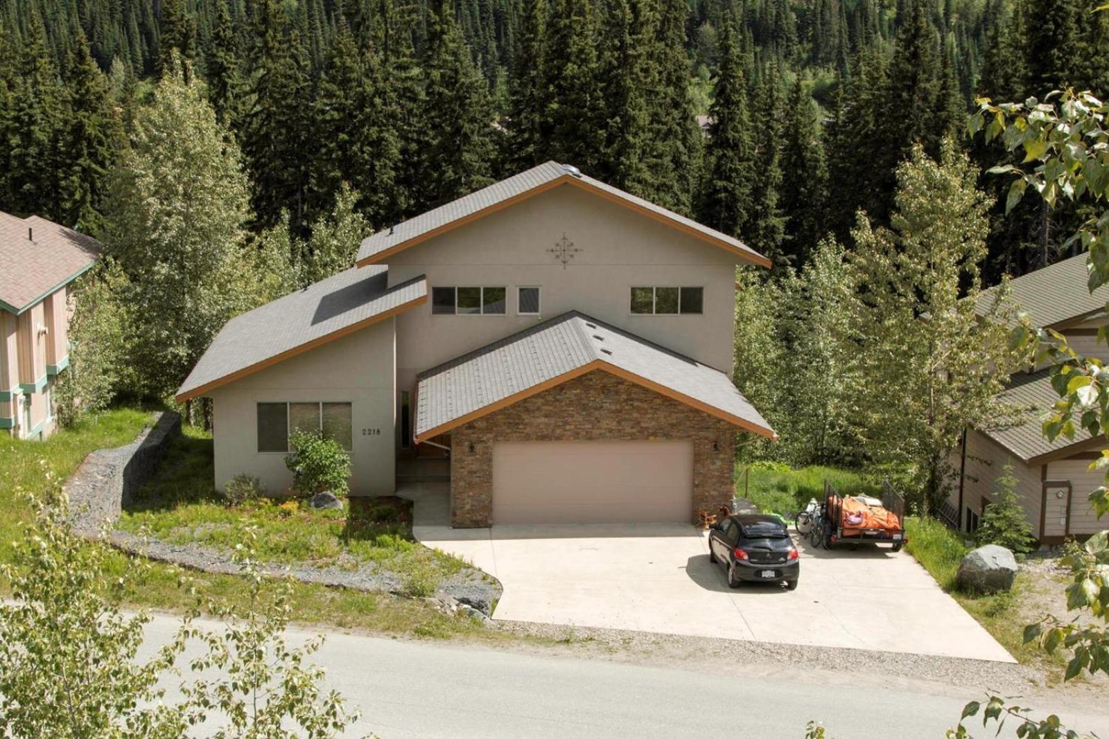 Soleil Chalet By Bear Country Sun Peaks Pokoj fotografie